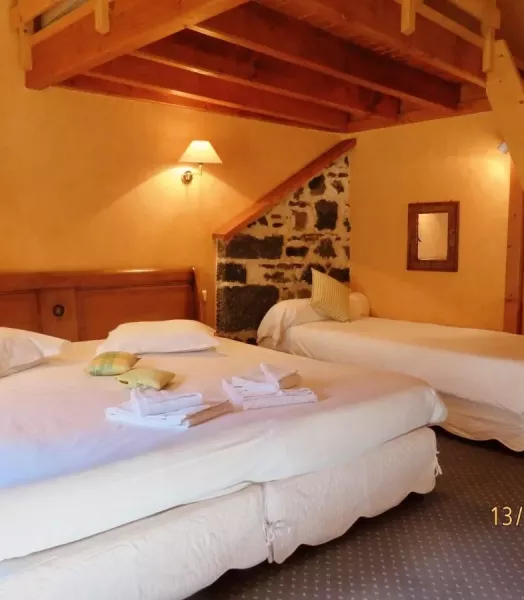 Chambre familiale pour 4 personnes avec petit-déjeuner inclus